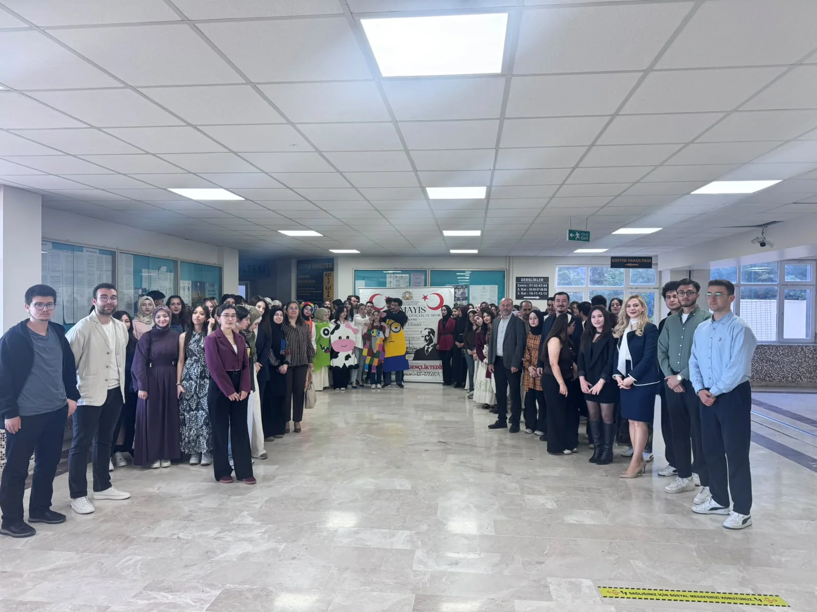 Fakültemizde Materyal ve Oyun Şenliği Düzenlendi